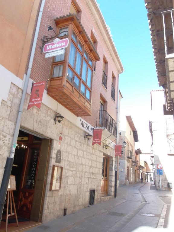 Hostal-Restaurante San Antolin 토르데실라 외부 사진